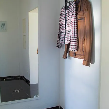 Fuer 4, Mitten In Solingen