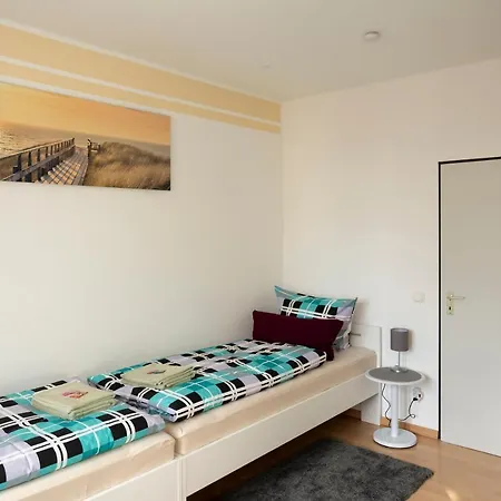 Fuer 4, Mitten In * Solingen